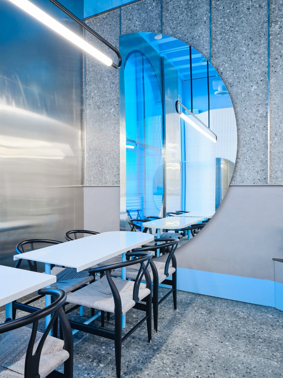 93832b0a-c6d1-4165-8b8d-947fe4c65b1d_rw_1920